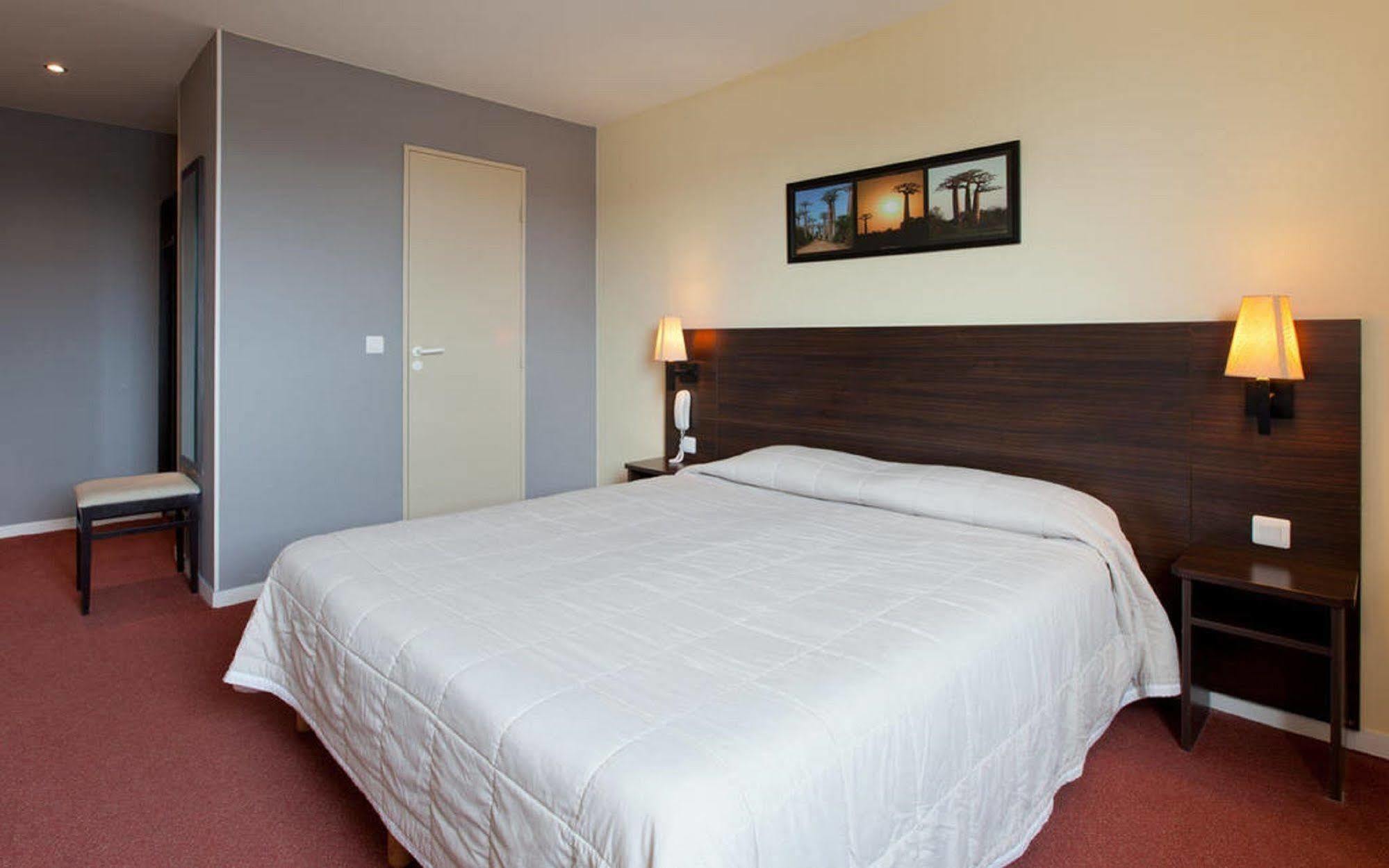 Orly Superior Hotel Athis-Mons Esterno foto